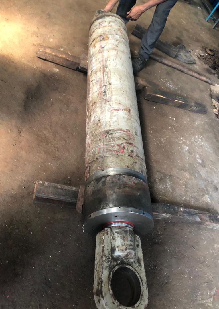 Hydraulic cylinder repair